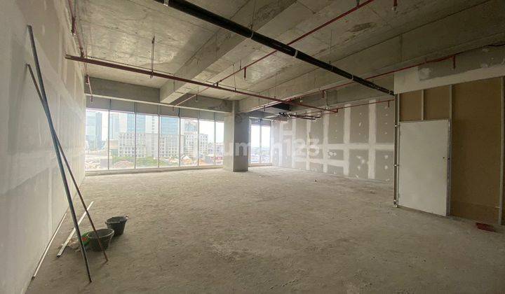 Office space gold coast limited stock unit terbaik lantai rendah 2