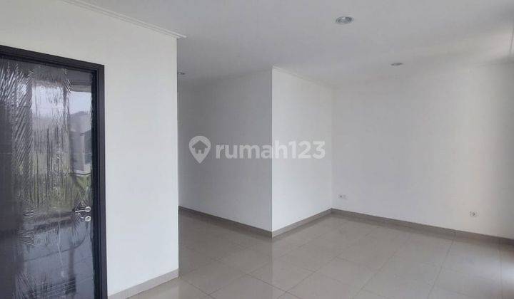 Disewakan Rumah Besar Pik 2 Limited Unit Siap Pakai 2