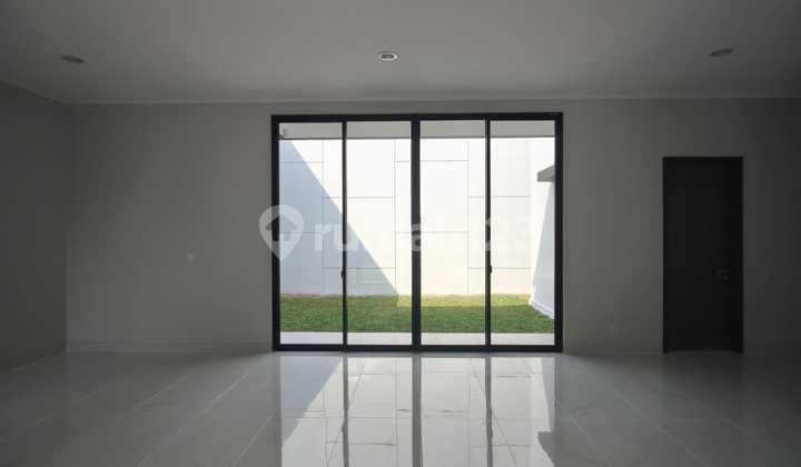 Rumah Brand New Pik 2 Dijual Cepat New Area