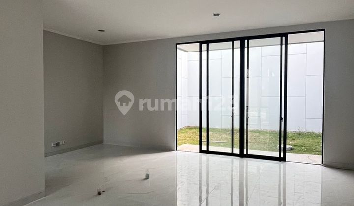 Large 4 Bedroom House New Cluster Pik 2