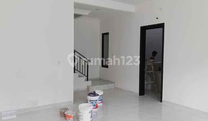 Rumah Brand New Siap Huni Lokasi Baru American Style 2