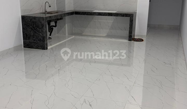 Modern New House in Teluk Gong, Ready to Live In, Large Size 2