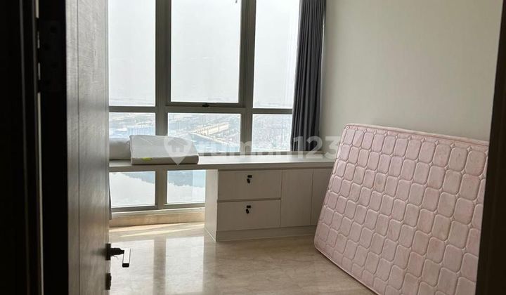 Apartemen Mewah Gold Coast Pik Siap Pakai 3 Bedroom 2
