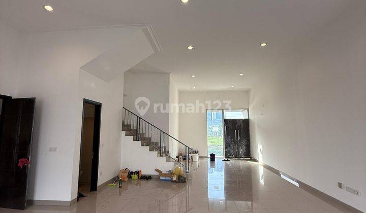 Rumah Mewah Pik 2 Ukuran Besar Favorit Cluster Siap Pakai 1