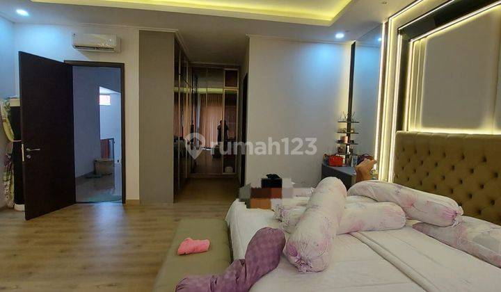 Rumah Furnish Dengan Interior Mewah Siap Pakai Harga Nego 2