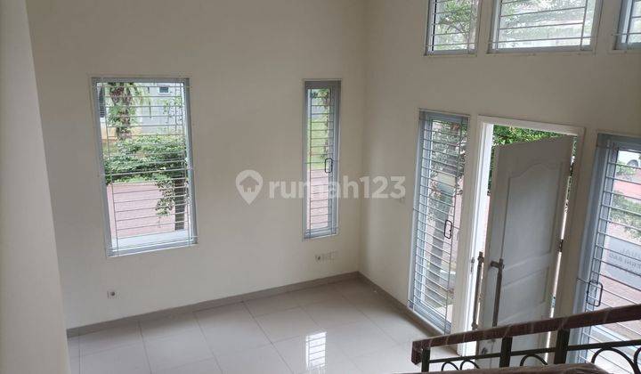 Rumah Hoek 2lt Split Level di Elista Village Gading Serpong 3