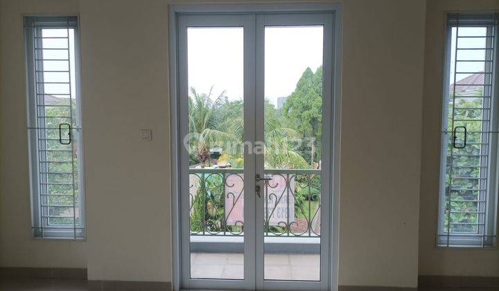 Rumah Hoek 2lt Split Level di Elista Village Gading Serpong 5
