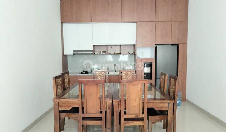 Fully Furnished Shophouse Near the Unud Campus in Jimbaran 2