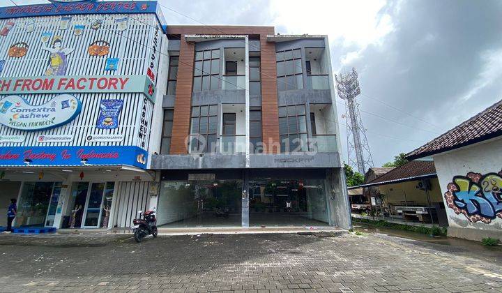 Ruko 3 Lantai di Jln Bypass Ngurah Rai Jimbaran Dekat Taman Griya 1