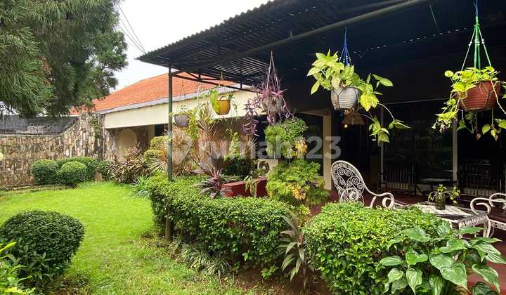 FOR SALE KEBAYORAN BARU PATIMURA AREA, OLD HOUSE, PREMIUM LOCATION, PRICE REDUCED, QUICK SALE