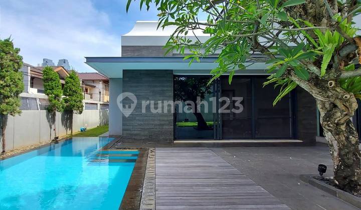 FOR SALE MODERN MINIMALIST LUXURY IN KEBAYORAN BARU SENOPATI AREA
