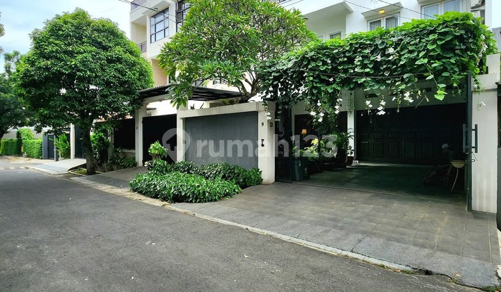 FOR SALE PERDATAM PANCORAN KOMPLEK MODERN CLASSIC LUXURY ROOFTOP ROW JALAN LEBAR 