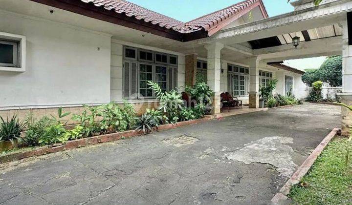 Dijual Rumah Satu Lantai Dikawasan Elite Senopati Dengan Tanah Luas 1