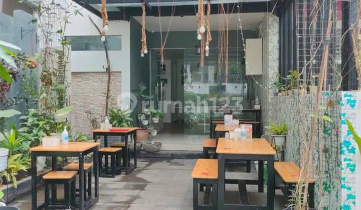 FOR SALE EXCLUSIVE ADJOINING SHOPHOUSES ON SUDIRMAN STREET LIMITED 2