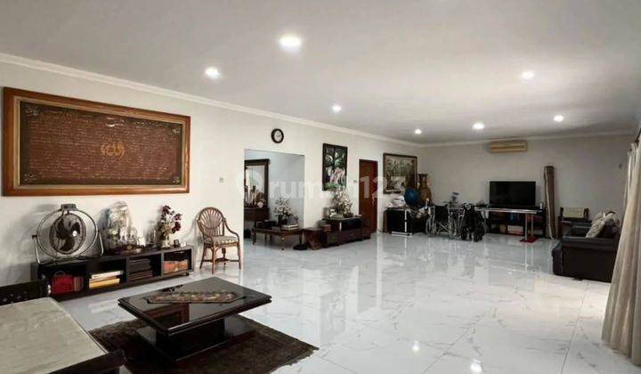 Kebayoran Baru Rumah Mewah Best Price Siap Huni 2