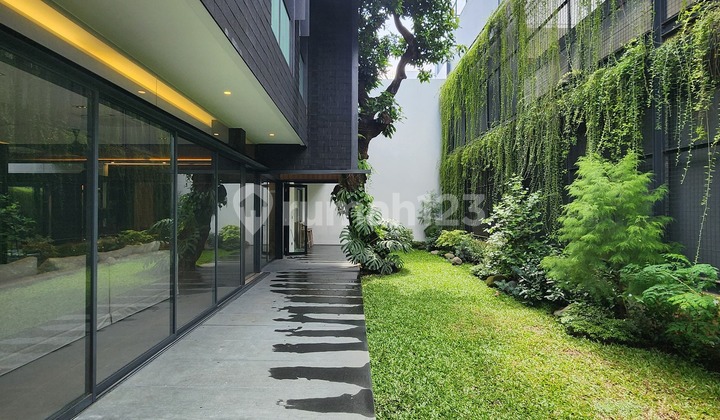 FOR SALE  BRAWIJAYA KEBAYORAN BARU BRAND NEW LUXURY DIJUAL CEPAT