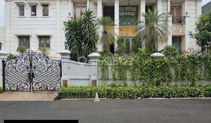 Rumah 2 Lantai Widya Chandra Komplek Menteri Classic Luxury Pool Best Price 1