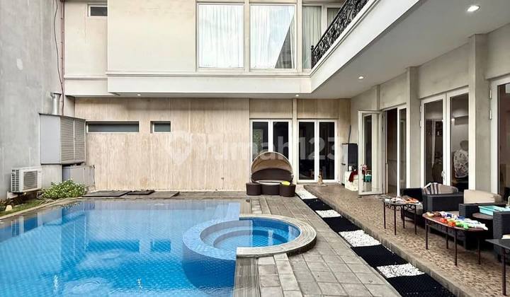 FOR SALE PATAL SENAYAN RUMAH MEWAH POOL TANAH KOTAK JARANG ADA FOR SALE PATAL SENAYAN RUMAH MEWAH POOL TANAH KOTAK JARANG ADA