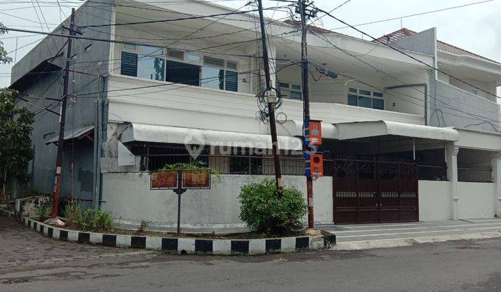 Rumah Darmo Indah Timur Hunian Nyaman 2 Lt Semi Furnish Siap Huni 2