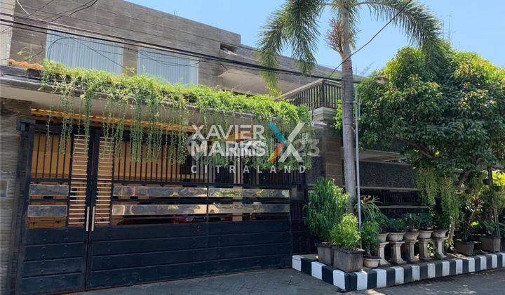 Rumah Manyar Kartika Megah Privat Poll Garasi Muat 4 Mobil  1