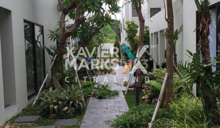 New Modern Style House Bangunan 3 Lantai di Graha Natura 2