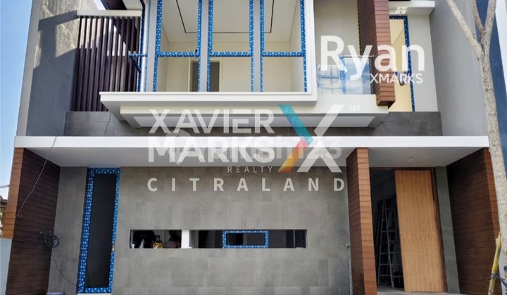 Rumah Woodland Citraland Surabaya 2 Lantai Hadap Timur