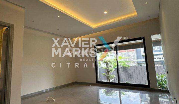 Rumah Imperial Golf 2 Lantai Desain Industrial HGB
