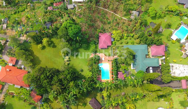 For Sale: Beautiful Villa in Cimacan, Bogor, West Java For Sale: Beautiful Villa in Cimacan, Bogor, West Java