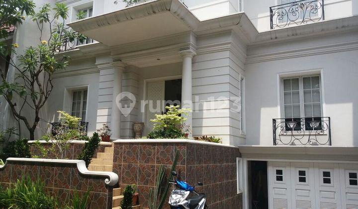 Dijual Rumah di Brawijaya. Kebayoran Baru. Jakarta Selatan