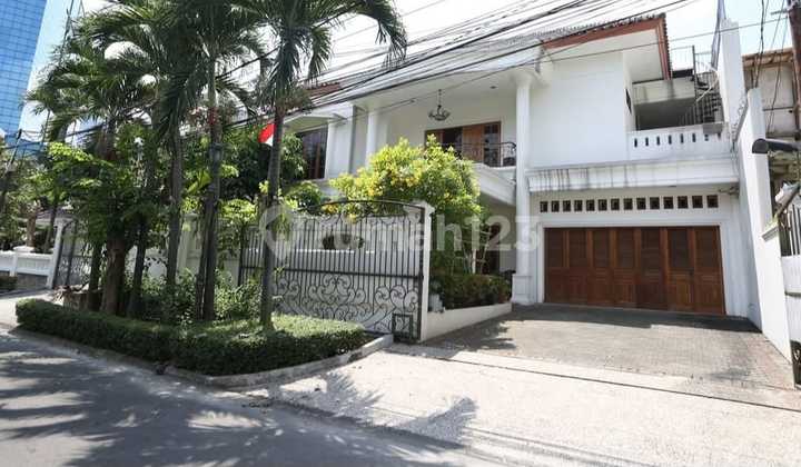 Dijual Rumah di Taman Patra Kuningan. Jakarta Selatan Dijual Rumah di Taman Patra Kuningan. Jakarta Selatan