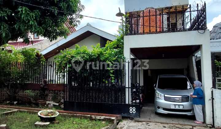 Dijual Rumah di Pulomas Jakarta Timur