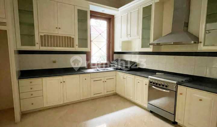 Di Jual Rumah  lokasi di Jl Wijaya Melawai Blok M Kebayoran Baru Jakarta Selatan 2