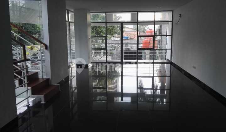 Dijual Rumah Lokasi di Kawasan Pondok Indah, Jakarta Selatan