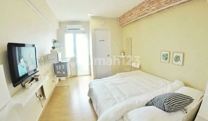 Apartment The Green Pramuka Apartement 1 BR Furnished 1