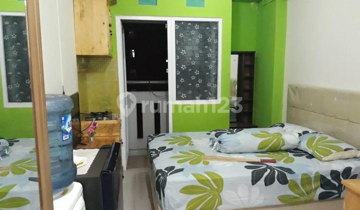 Apartment Green Pramuka City studio furnish 2