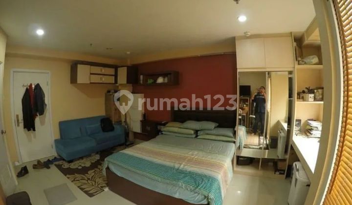 The Green Pramuka Apartement Apartment 1 BR  Studio  2