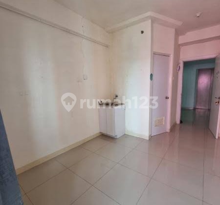 Cheap Studio Apartment for Rent, Empty at Digreen Pramuka 2