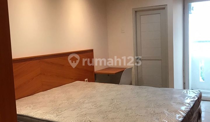 Green pramuka apartment residence studio bagus   2