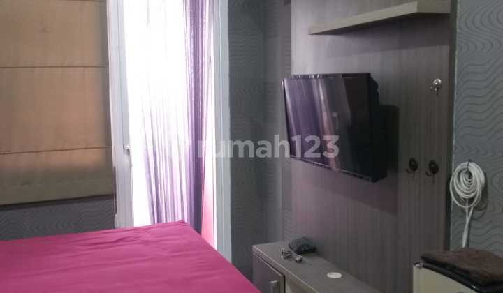 Apartment Green Pramuka City studio Furnished 2