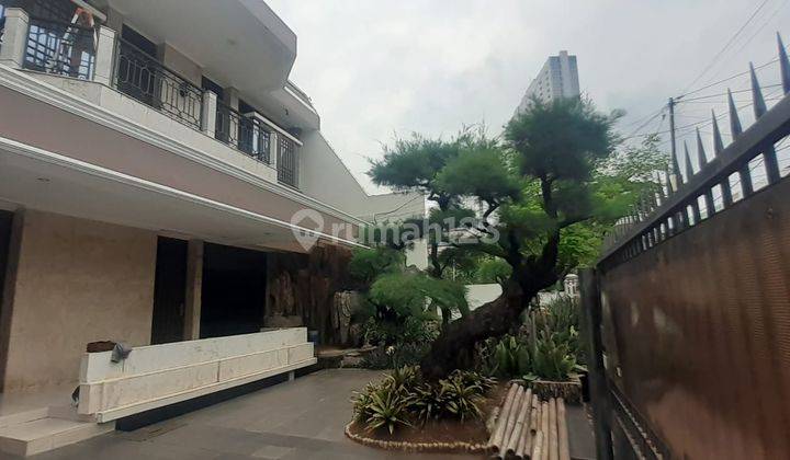 Dijual Rumah Mewah Dan Strategis di Kramat, Jakarta Pusat 1