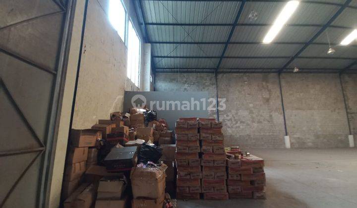 Rumah Disewakan untuk Kantor atau Kegiatan Usaha 2