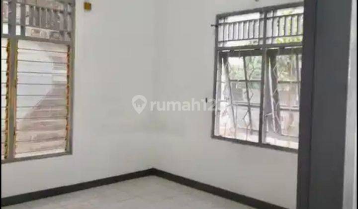 Disewakan Rumah Daerah Billymoon Duren Sawit Jakarta Timur  2