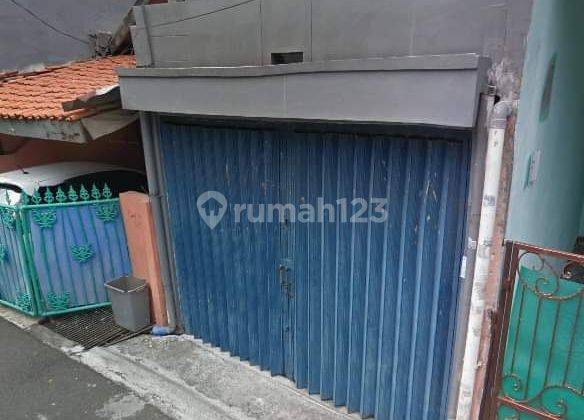 di Jual Rumah di Jln Moncokerto Matraman Jakarta Timur  2