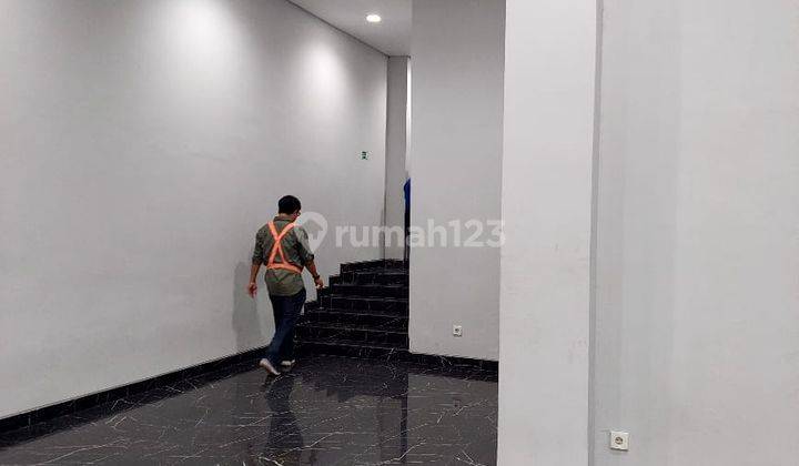 Disewakan gudang baru siap pakai di bekasi barat harapan indah 2