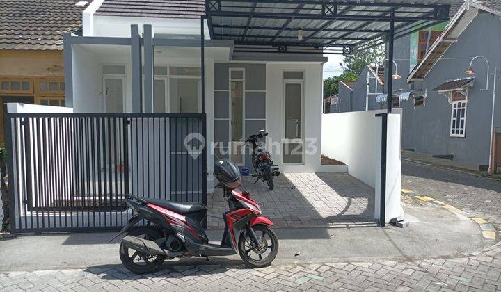 Rumah Hook Murah Siap Huni di Sawojajar 1, Malang 1