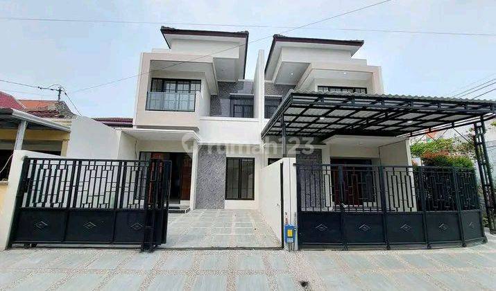 Rumah Cantik Modern Siap Huni Di Sawojajar 1, Malang 2