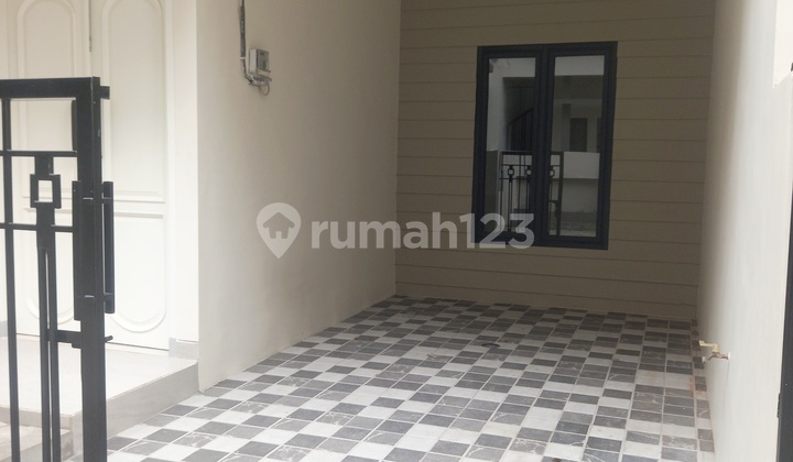 Rumah Baru Type 170/68 Siap Huni di Jalan Ikan Piranha, Malang 2