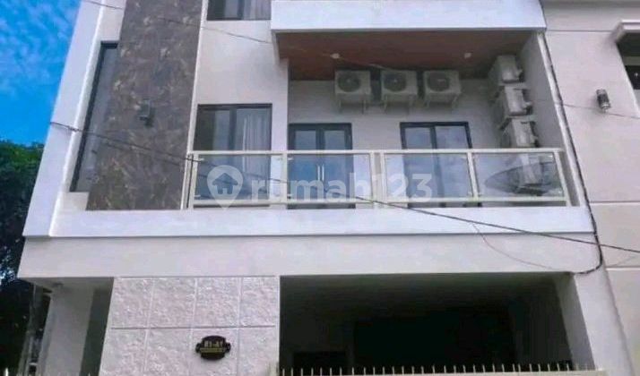 Rumah Kost Exclusive 18 Kamar Potensial di Candi Mendut, Malang Rumah Kost Exclusive 18 Kamar Potensial di Candi Mendut, Malang