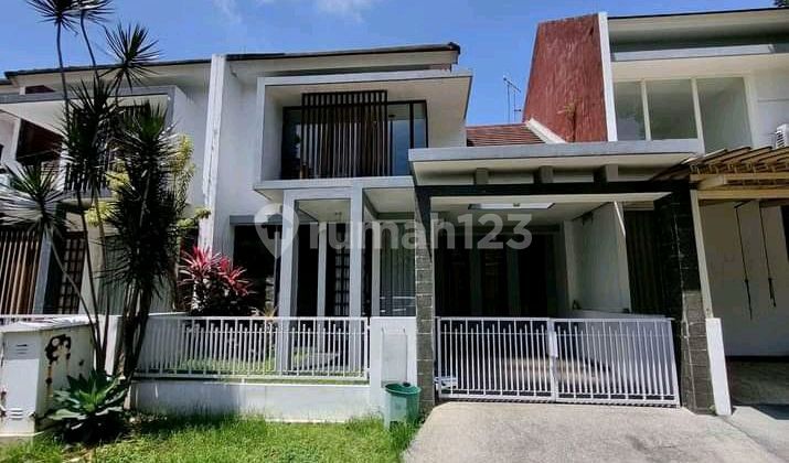 Rumah Bagus Siap Huni Di Permata Jingga, Malang 1