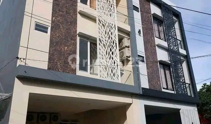 Exclusive Boarding House with 16 Potential Rooms in Candi Mendut, Malang 2